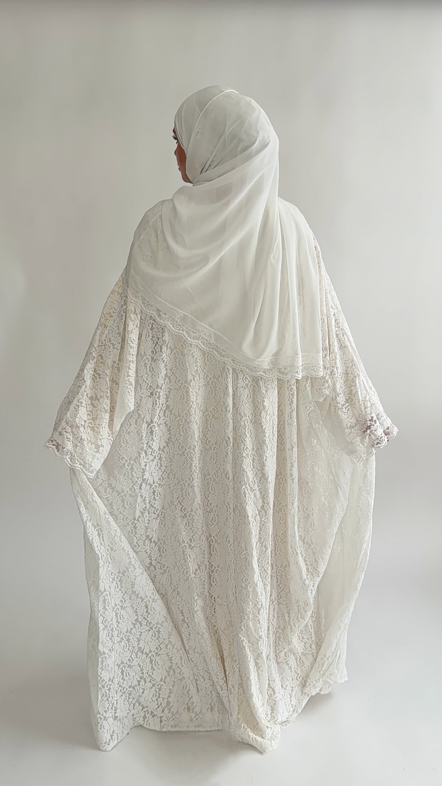dantela lace abaya white